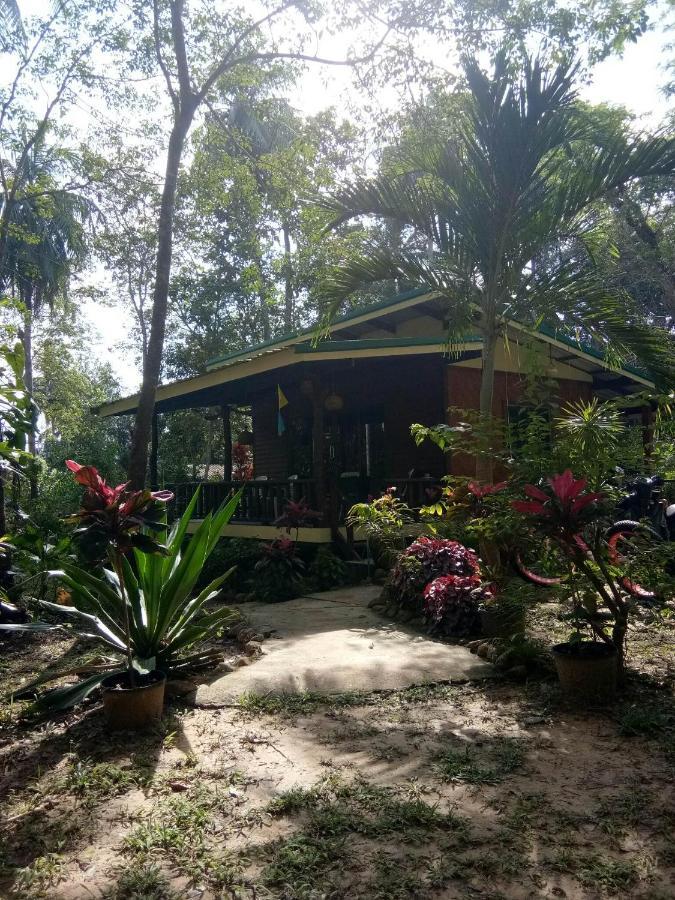 Loma Sea Views Hotel Koh Jum Exterior photo